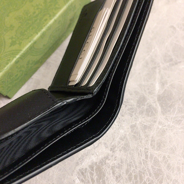 グッチ財布 レプリカ角部分ディテール